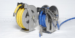 Automatic and spring hose reel